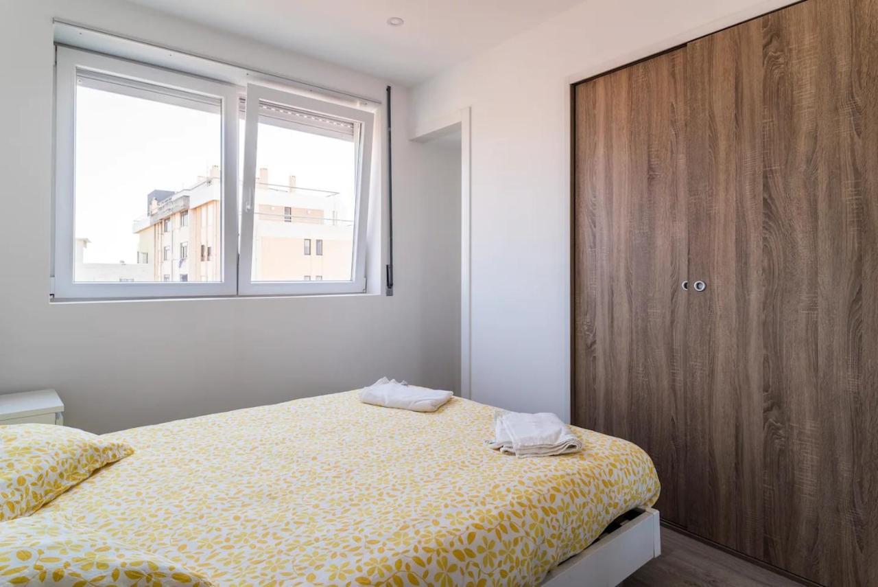 Encantador Apartamento A Frente Da Praia Do Sunset Figueira da Foz Eksteriør billede